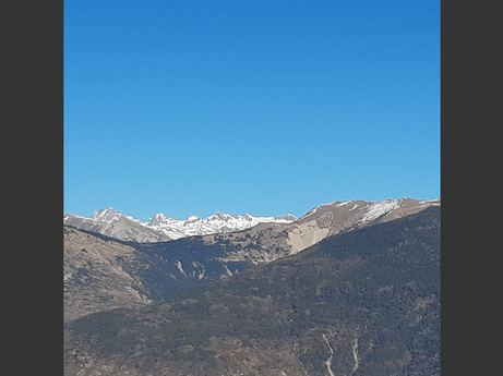 10 Vue sur le massif du Mercantour au Nord - Image en taille réelle, .JPG 300Ko (fenêtre modale)