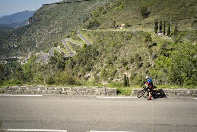 Cols Connectés 06 - Col de Braus 2025 - Agrandir l'image 110 sur 139, fenêtre modale