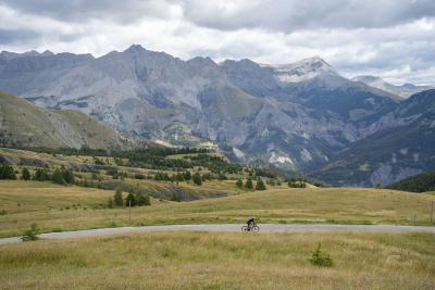 Cols Connectés 06 - Col des Champs 2025 - Agrandir l'image 124 sur 133, fenêtre modale
