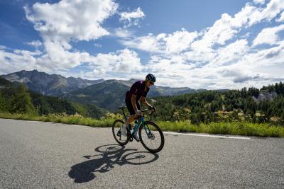 Cols Connectés 06 - Col des Champs 2025 - Agrandir l'image 52 sur 133, fenêtre modale