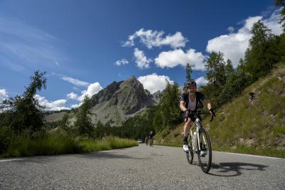 Cols Connectés 06 - Col des Champs 2025 - Agrandir l'image 58 sur 133, fenêtre modale
