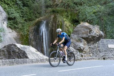 Cols Connectés 06 - Col de Gréolières 1400 2024 - Agrandir l'image 48 sur 100, fenêtre modale
