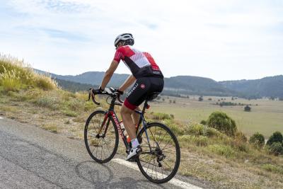 Cols Connectés 06 - Col de Gréolières 1400 2024 - Agrandir l'image 89 sur 100, fenêtre modale
