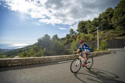 Cols Connectés 06 - Col de la Madone 2025 - Agrandir l'image 32 sur 136, fenêtre modale