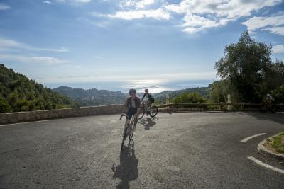 Cols Connectés 06 - Col de la Madone 2025 - Agrandir l'image 55 sur 136, fenêtre modale