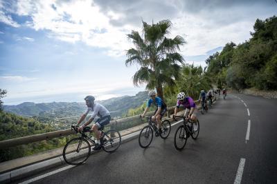 Cols Connectés 06 - Col de la Madone 2025 - Agrandir l'image 68 sur 136, fenêtre modale