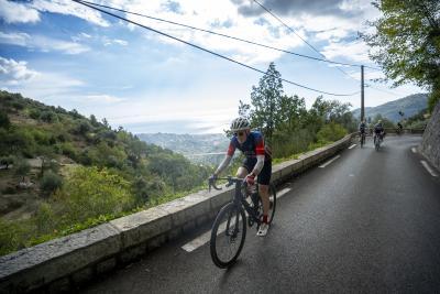 Cols Connectés 06 - Col de la Madone 2025 - Agrandir l'image 69 sur 136, fenêtre modale