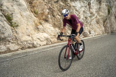 Cols Connectés 06 - Col de la Madone 2025 - Agrandir l'image 92 sur 136, fenêtre modale