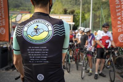 Cols Connectés 06 - Col de St-Raphael 2025 - Agrandir l'image 14 sur 91, fenêtre modale