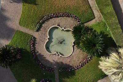 Les jardins de la Côte d’Azur et la Riviera Italienne - JARDIN DE LA VILLA EPHRUSSI DE ROTHSCHILD - Lire la vidéo 4 sur 8, fenêtre modale