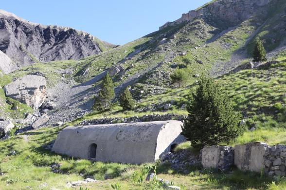 Camp de Peïra-Grossa - Péone - Agrandir l'image, fenêtre modale