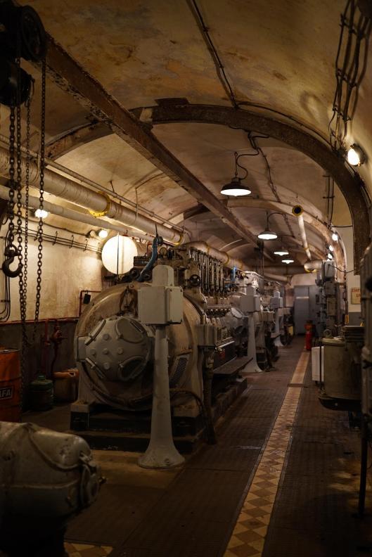 Usine électrique du Gros ouvrage Maginot de l'Agaisen, Sospel - Agrandir l'image, fenêtre modale