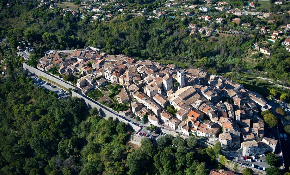 Enceinte de Saint-Paul de Vence - Agrandir l'image, fenêtre modale