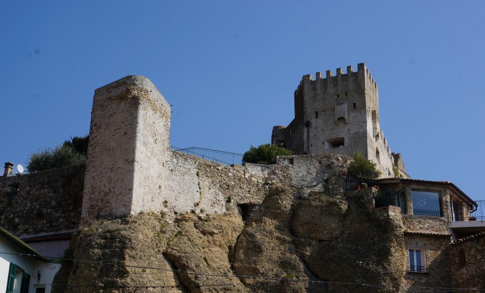 Château de Roquebrune, Roquebrune Cap-Martin - Agrandir l'image, fenêtre modale