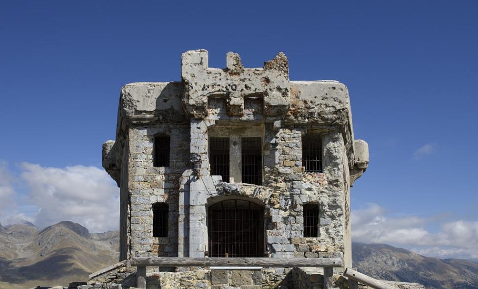 Redoute de la Pointe des trois communes - Authion - Agrandir l'image, fenêtre modale