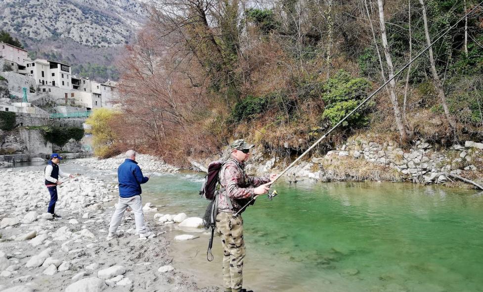 Pêche - Estéron - Agrandir l'image, fenêtre modale